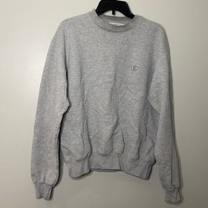Champion Gray Embroidered Logo Crew Neck Sweatshirt Size Medium